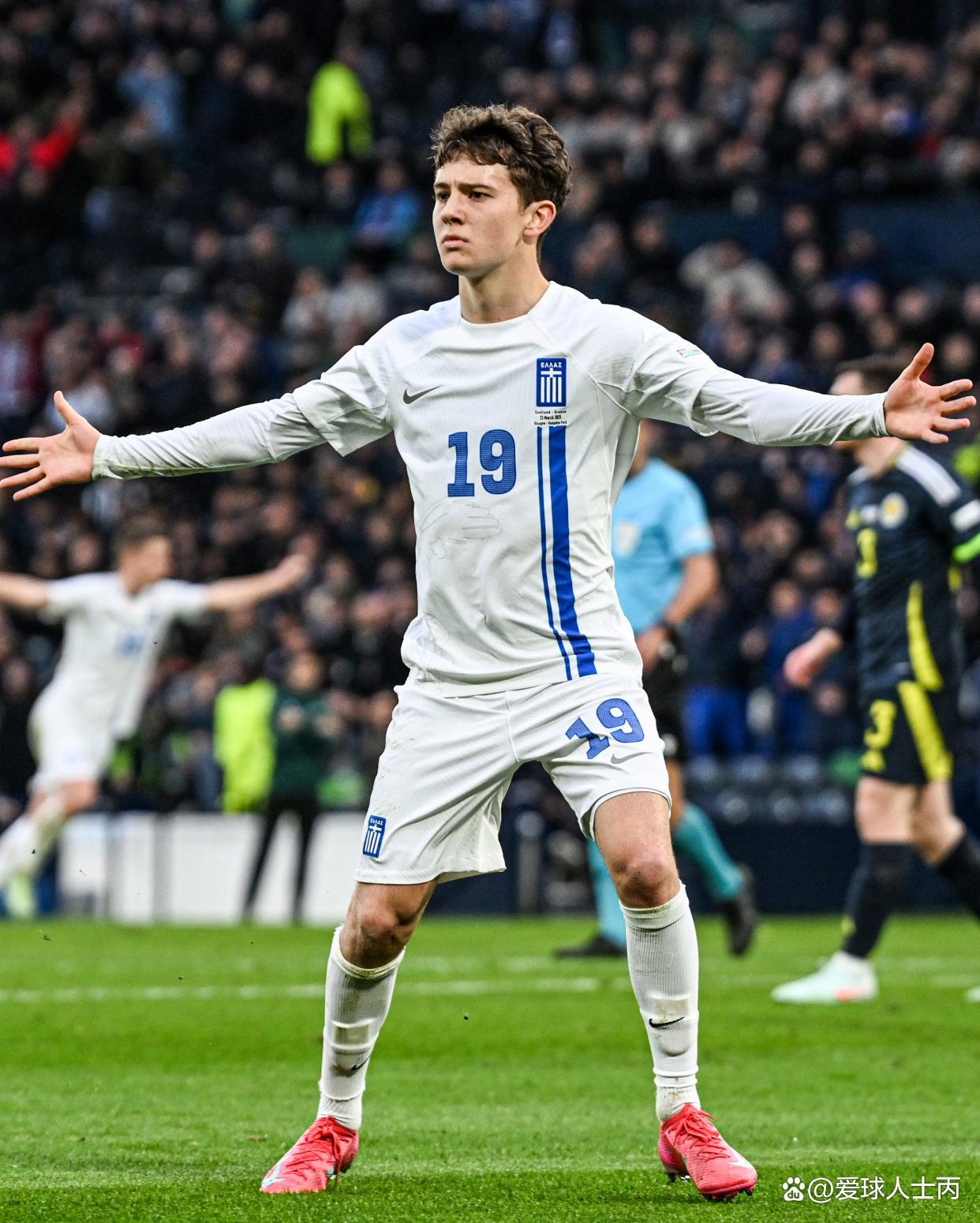 切尔西险胜拜仁，阿扎尔梅开二度亚洲杯