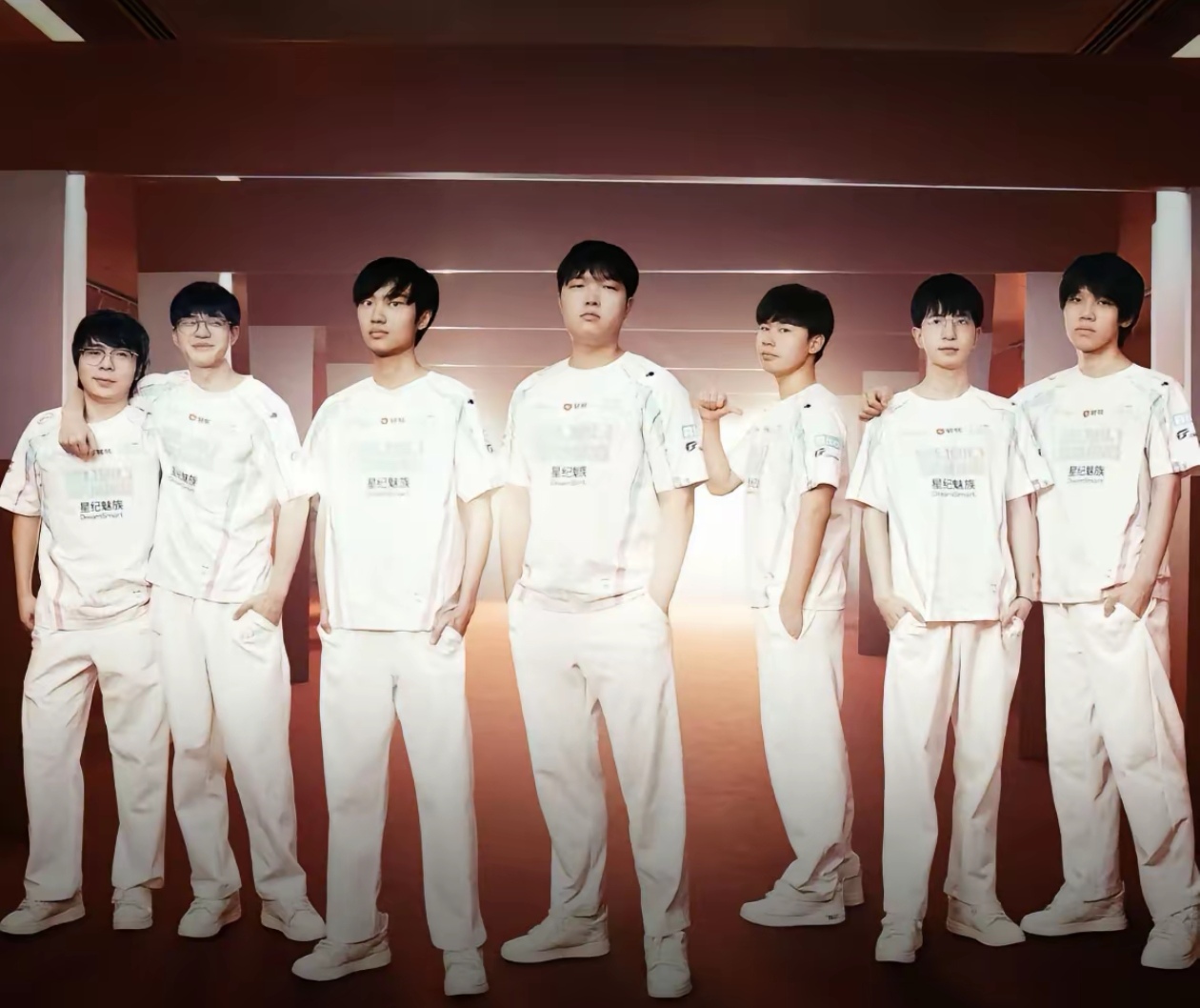 雷火电竞充值-包含DRX2险胜BLG，Viper一己之力扛起全队的词条